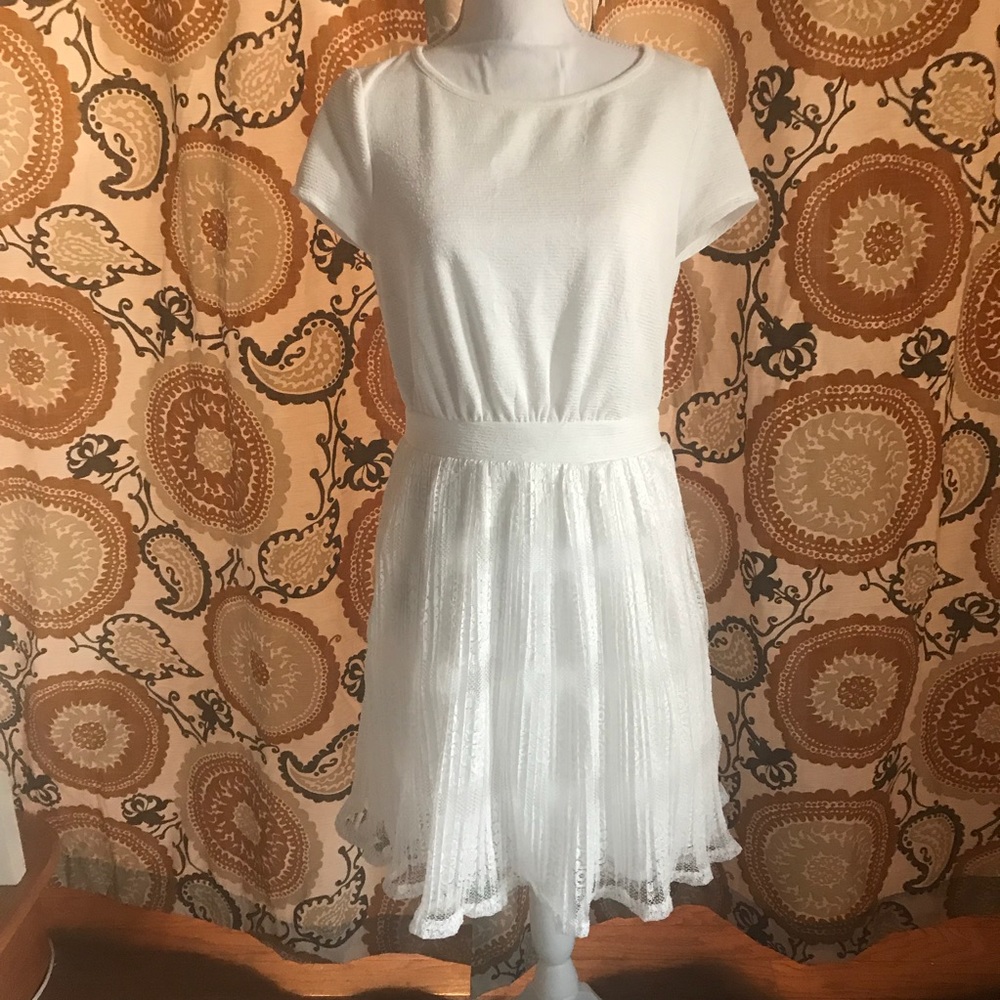 White dress - new